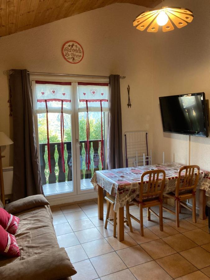 לה נורמה Appartement Dans Chalet Typiquement Savoyard Au Pied Des Pistes מראה חיצוני תמונה